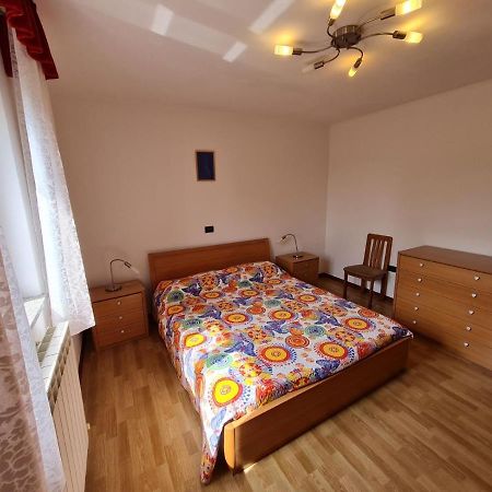 Apartment Ornela 乌马格 外观 照片