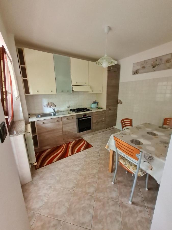 Apartment Ornela 乌马格 外观 照片